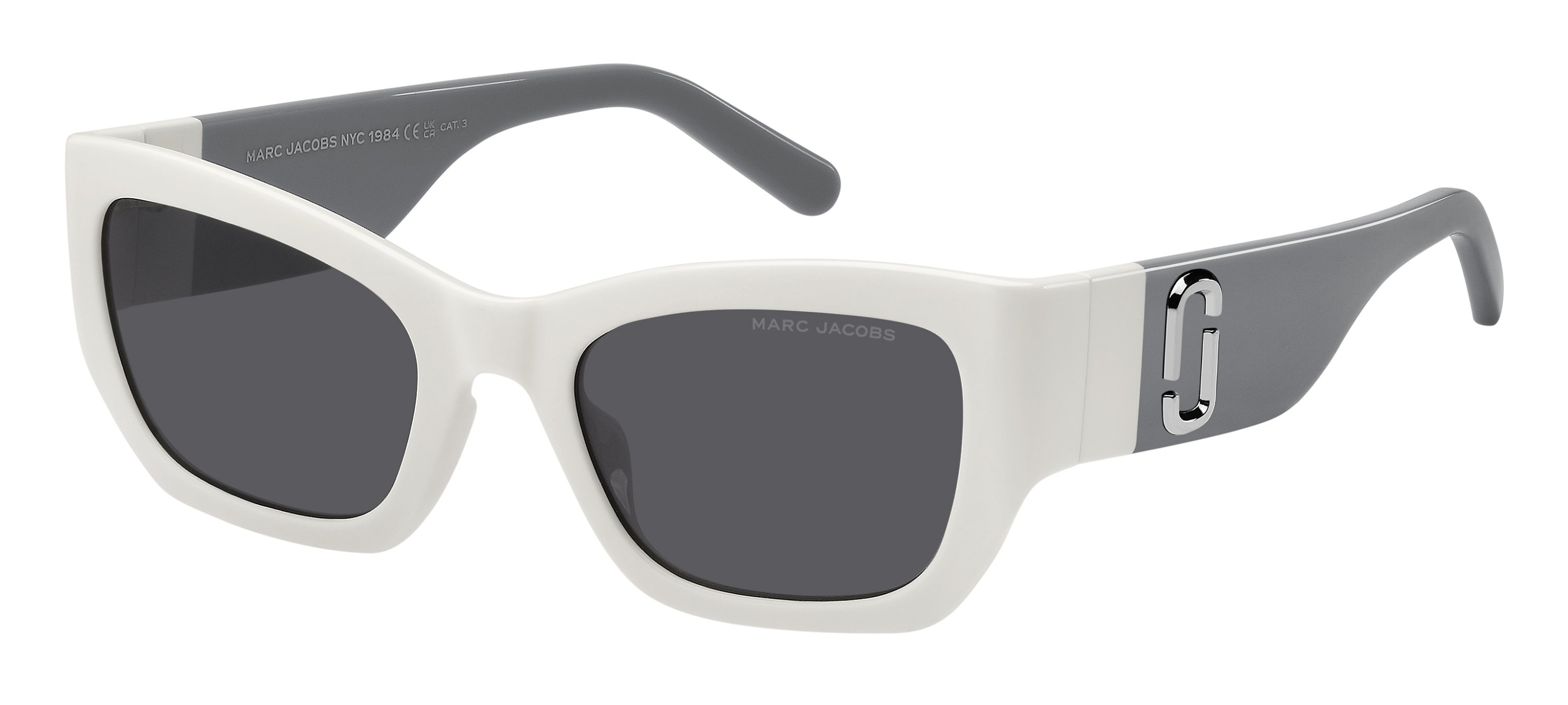 Das Bild zeigt die Sonnenbrille marc_723_s_SZJ von Marc Jacobs in weiß-grau.