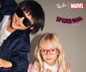 Zu sehen ist ein Junge mit Sonnenbrille und ein Mädchen mit Brille von Ray Ban.