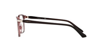 Auf diesem Bild sehen Sie die Korrektionsbrille 5378 von Vogue in der Farbe Schwarz.