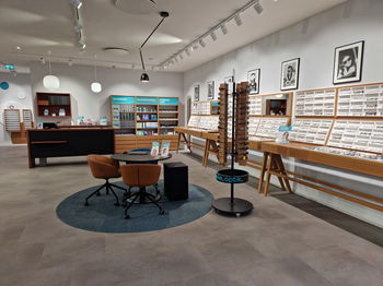 Das Bild zeigt einen Blick in unserer Filiale in Leverkusen.