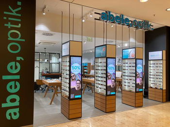 Das Bild zeigt den Außenbereich unserer Filiale in Saarbrücken in der Europa-Galerie.