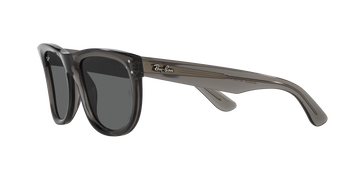 Das Bild zeigt die Sonnenbrille 0RBR0502S 6707GR von der Marke Ray Ban in transparent dunkelgrau.