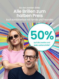 Zu sehen ist eine Frau mit einer Sonnenbrille und ein Mann mit einer Brille für das Mehrbrillen-Angebot