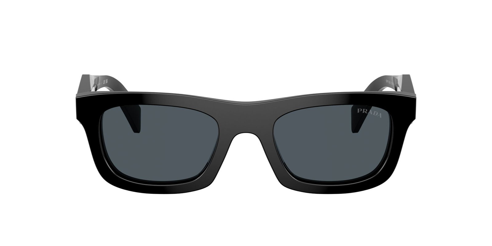 Auf diesem Bild sehen Sie die Sonnenbrille 0PR C06S von Prada in der Farbe Schwarz.