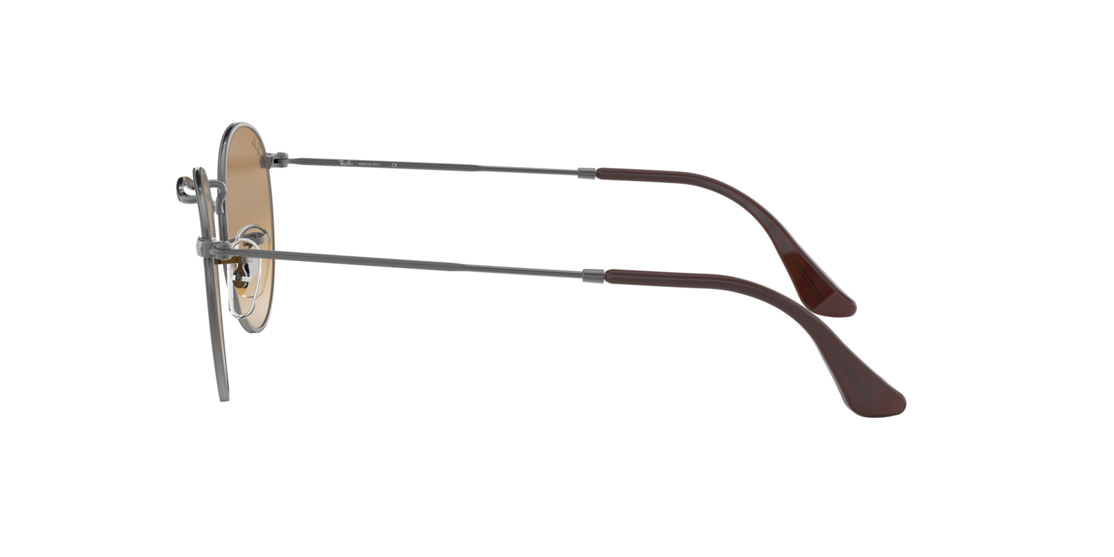 Das Bild zeigt die runde Sonnenbrille Ray Ban RB3447N 004/51 für Damen von der Marke Ray-Ban in gunmetal schwarz mit braunen Gläsern seitlich