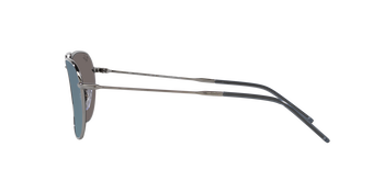 Das Bild zeigt die Sonnenbrille 0RBR0102S 92023A von der Marke Ray Ban in Rotgold.