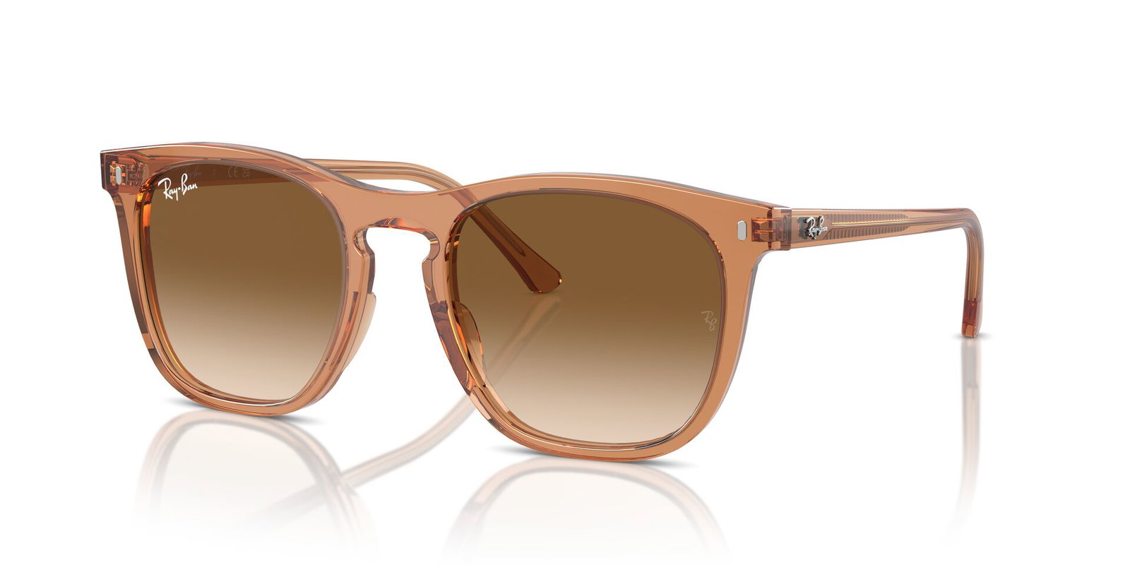 Das Bild zeigt die Sonnenbrille RB2210 676451 von der Marke Ray-Ban in Braun Transparent.