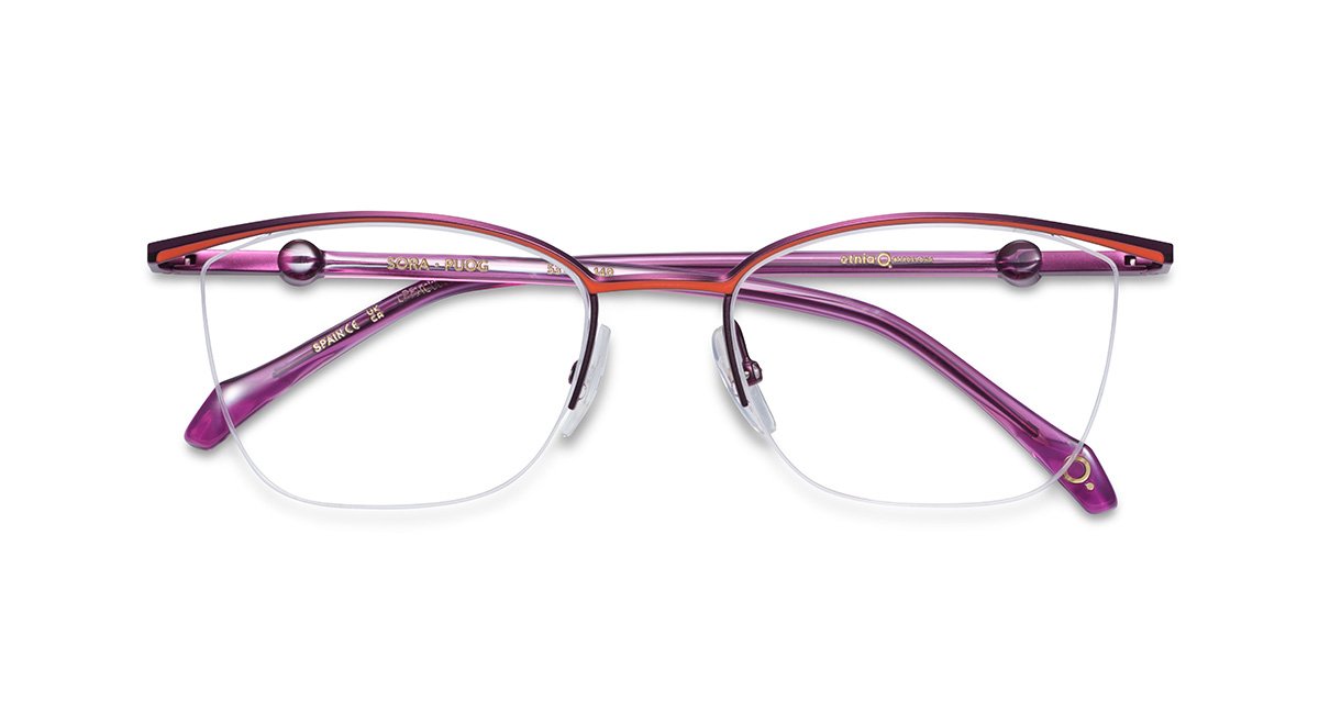 Das Bild zeigt die Korrektionsbrille SORA PGPK von der Marke Etnia Barcelona in violett.