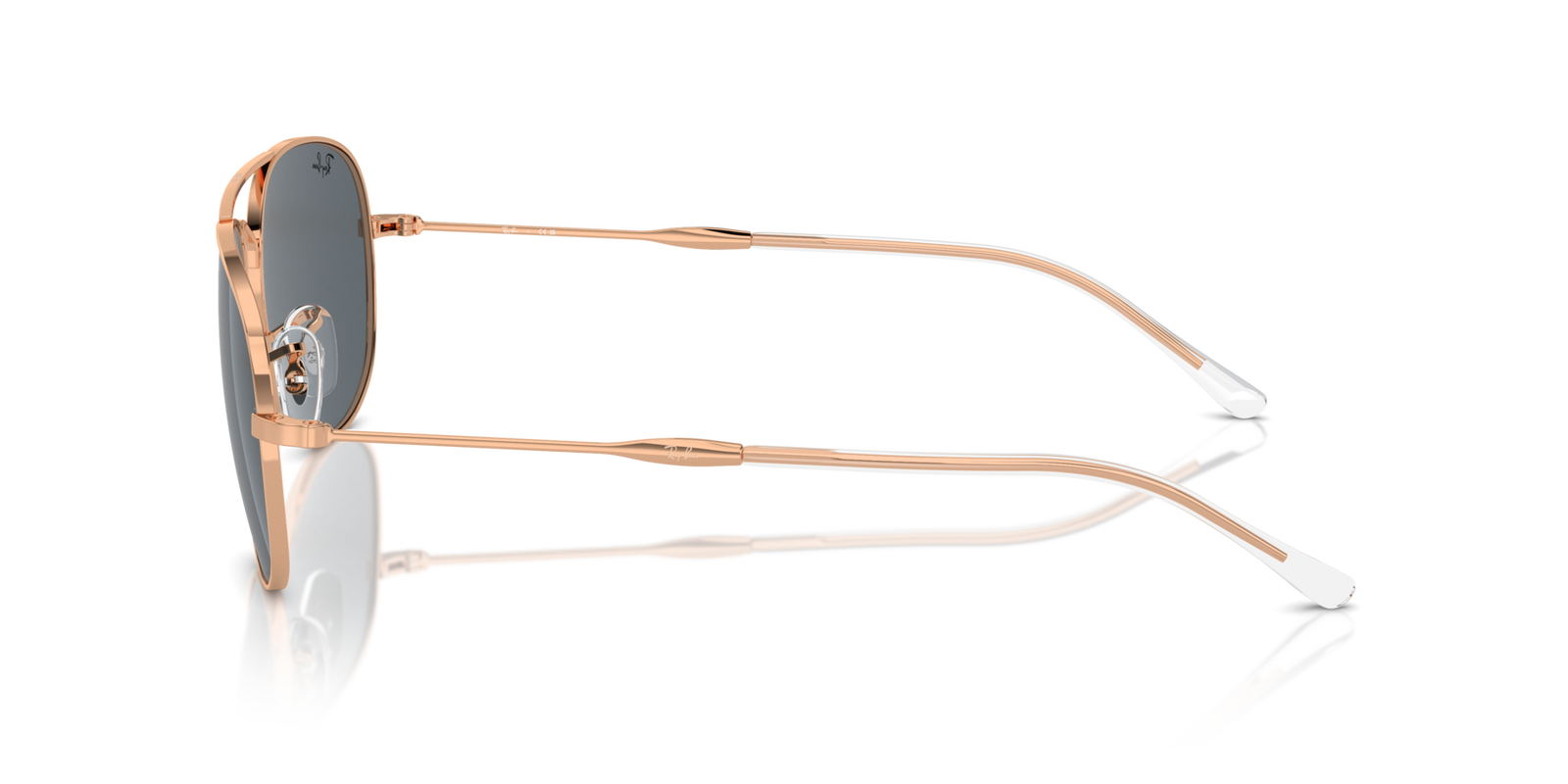 Das Bild zeigt die Pilotensonnenbrille Bain Bridge RB3735 für Herren von der Marke Ray Ban in rotgold gold seitlich
