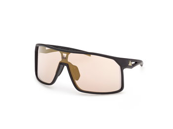 Das Bild zeigt die Adidas Sport Sonnenbrille Alkator SP0124 in schwarz leicht seitlich.