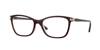 Auf diesem Bild sehen Sie die Korrektionsbrille 5378 von Vogue in der Farbe Schwarz.
