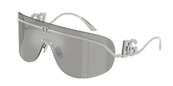 Das Bild zeigt eine schräge Ansicht der Dolce&Gabbana Sonnenbrille 2320 in Silber mit grau verspiegelter Scheibe.