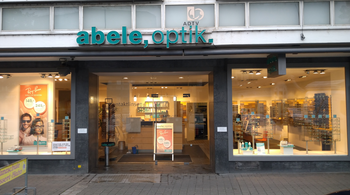 Das Bild zeigt den Eingang unserer Filiale in Bamberg in der Promenadestraße.