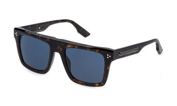 Das Bild zeigt die Sonnenbrille SPLR47 von der Marke Police in Havanna.