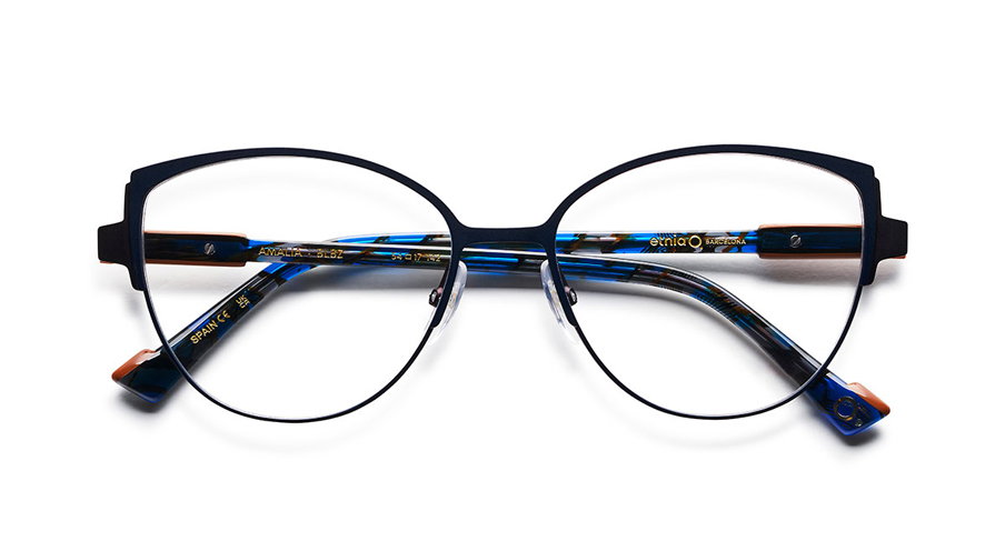 Das Bild zeigt die Korrektionsbrille Amalia BLBZ von der Marke Etnia Barcelona in schwarz.