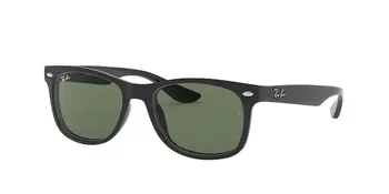 Das Bild zeigt die Sonnenbrille RJ9052S 100/71 Junior New Wayfarer von der Marke Ray-Ban in schwarz.