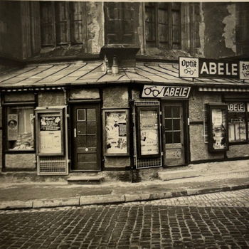 Das Bild zeigt unseren ersten Laden in der Innenstadt 1948.