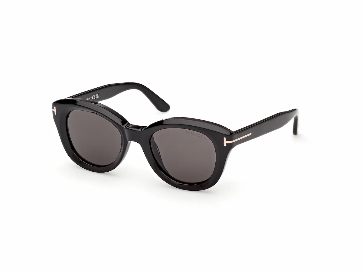 Zu sehen ist die Sonnenbrille FT1344 01A in glänzend schwarz von der Marke Tom Ford.