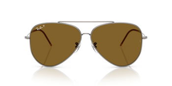 Das Bild zeigt die Sonnenbrille RBR0101S von Ray-Ban in Gunmetal.