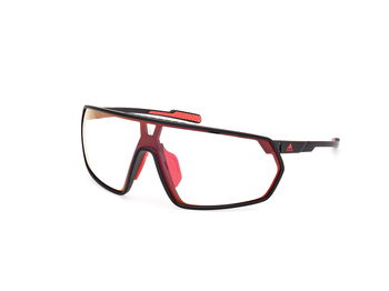 Das Bild zeigt die Sonnenbrille SP0088 02L von der Marke Adidas Sport in matt schwarz.