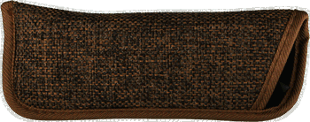 Das Bild zeigt ein rechteckiges Brillenetui in braun.