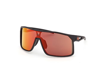 Das Bild zeigt die Adidas Sport Sonnenbrille Alkator SP0124 in schwarz leicht seitlich.