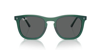 Das Bild zeigt die Sonnenbrille RB2210 6615B1 von der Marke Ray-Ban in Grün Transparent.