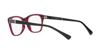 Auf diesem Bild sehen Sie die Korrektionsbrille 5378 von Vogue in der Farbe Schwarz.